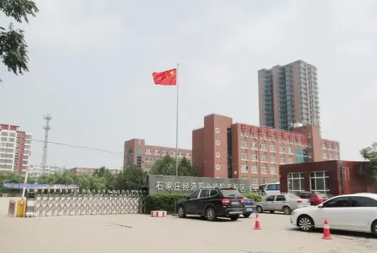 学校
