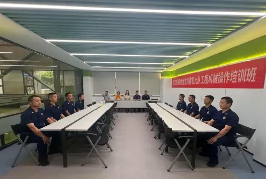 挖掘机租赁