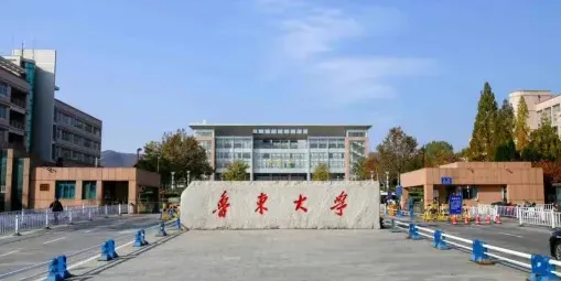 学校