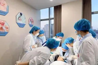 学校