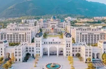学校