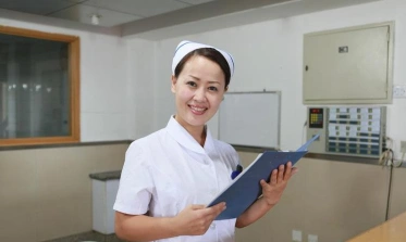 护士