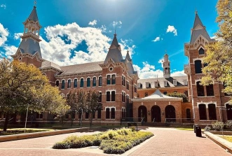 贝勒大学