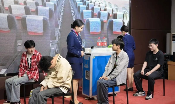 空乘培训