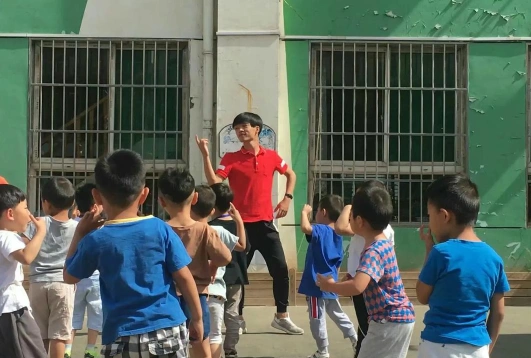 男性